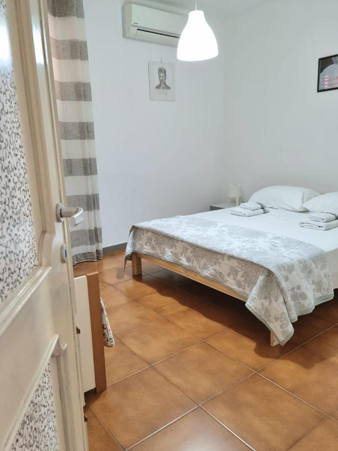 Home Of Fame - Home Gallery With Fully Equipped Kitchen, Separate Entrance, Free Parking 올비아 외부 사진