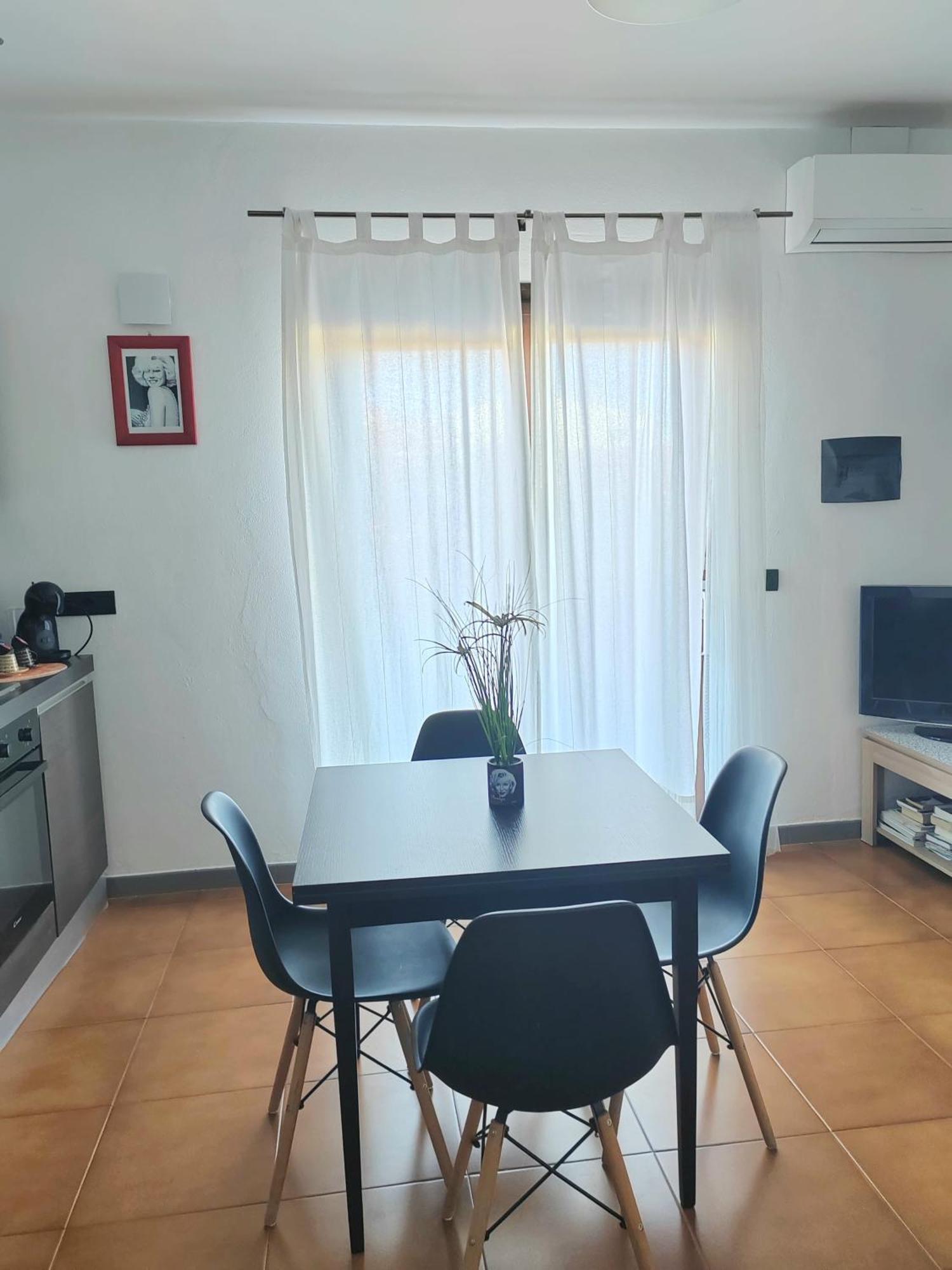 Home Of Fame - Home Gallery With Fully Equipped Kitchen, Separate Entrance, Free Parking 올비아 외부 사진