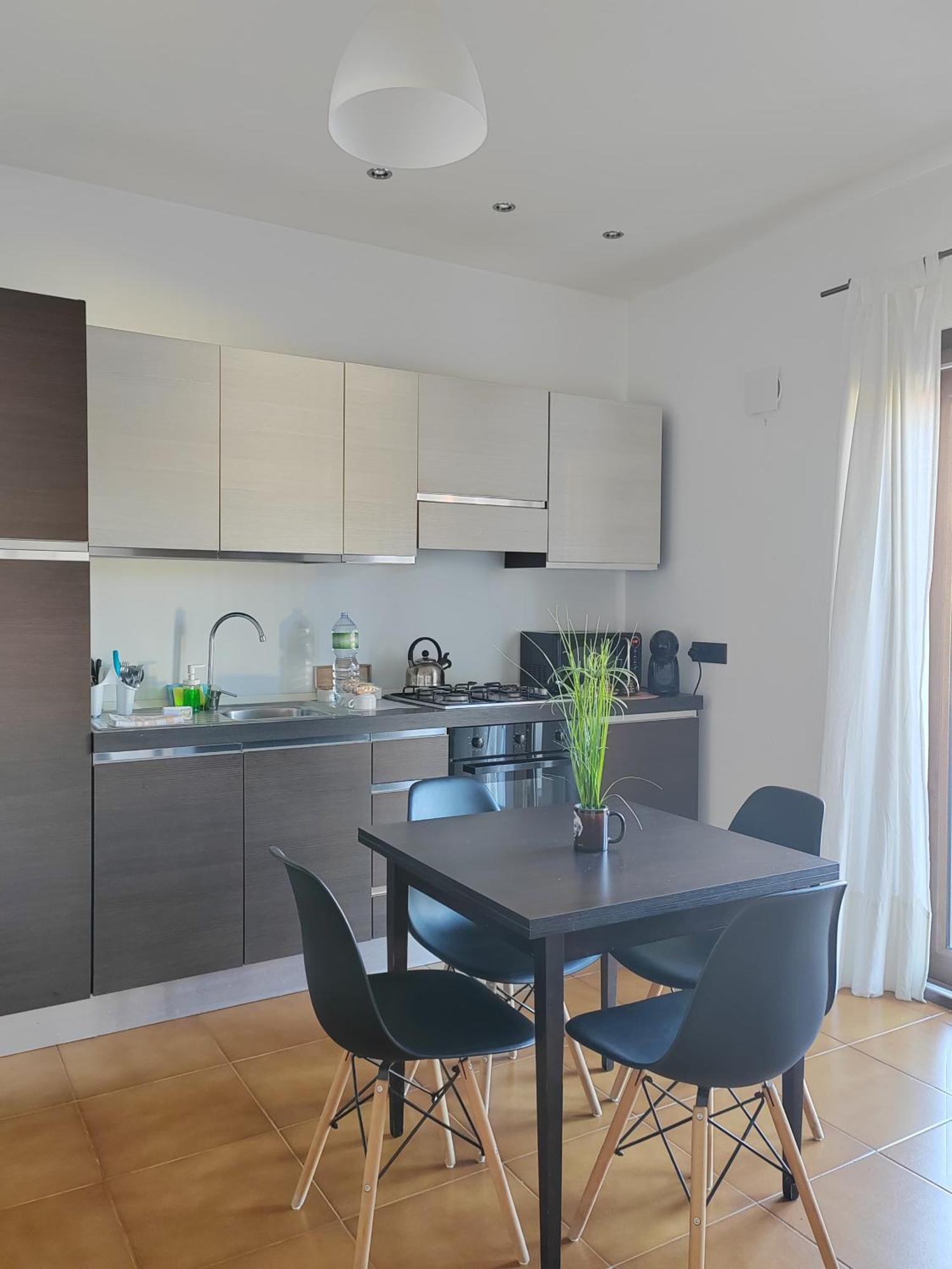 Home Of Fame - Home Gallery With Fully Equipped Kitchen, Separate Entrance, Free Parking 올비아 외부 사진