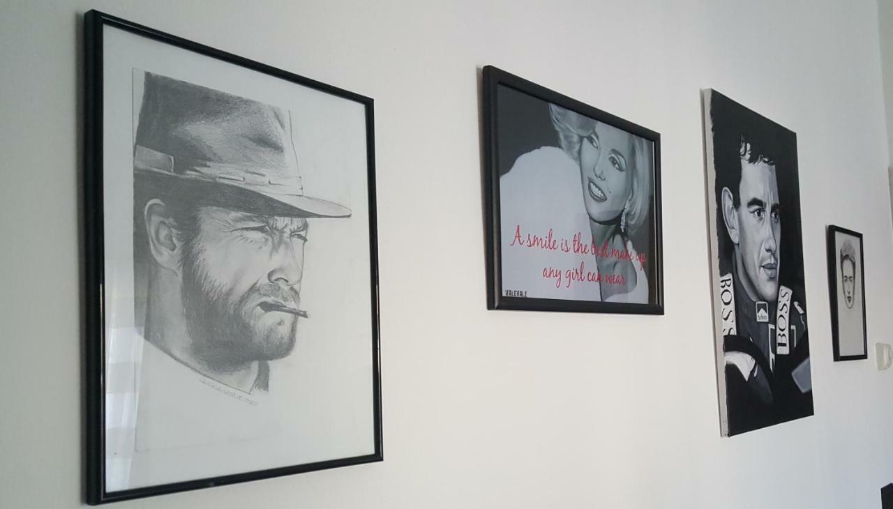 Home Of Fame - Home Gallery With Fully Equipped Kitchen, Separate Entrance, Free Parking 올비아 외부 사진